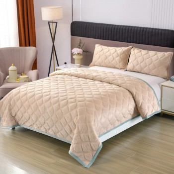 Cuvertura de pat 3 piese COD LUN04 Cuvertura de pat 3 piese COD LUN04