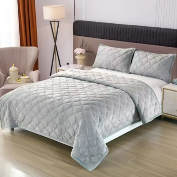 Cuvertura de pat 3 piese COD LUN06 Cuvertura de pat 3 piese COD LUN06