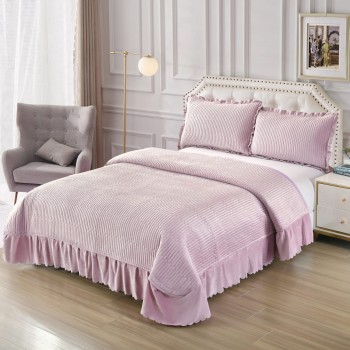 Cuvertura de pat 3 piese cu volan COD LUN07 Cuvertura de pat 3 piese cu volan COD LUN07