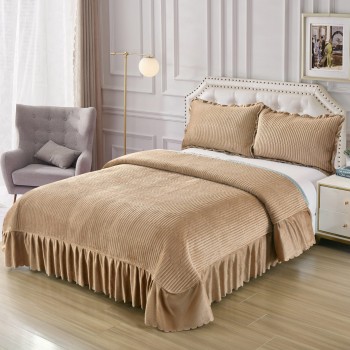 Cuvertura de pat 3 piese cu volan COD LUN12 Cuvertura de pat 3 piese cu volan COD LUN12