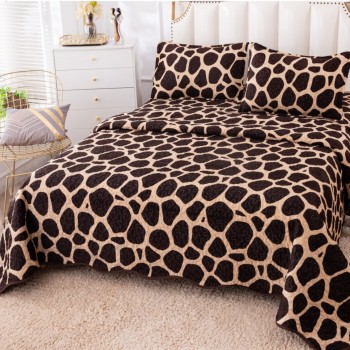 Cuvertura pat dublu din catifea 3 piese COD IAN06 Cuvertura pat dublu din catifea 3 piese COD IAN06