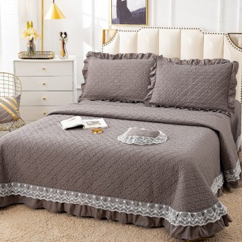 Cuvertura de pat cu volane 4 piese COD DEC02 Cuvertura de pat cu volane 4 piese COD DEC02