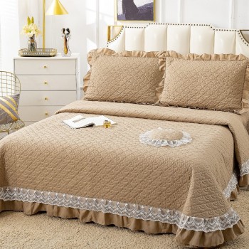 Cuvertura de pat cu volane 4 piese COD DEC07 Cuvertura de pat cu volane 4 piese COD DEC07