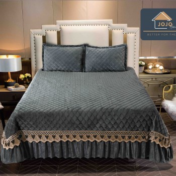 Set Cuvertura catifea  3 piese cu broderie CBF10