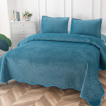 Cuvertura de catifea 3 piese COD TIF10 Cuvertura de catifea 3 piese COD TIF10